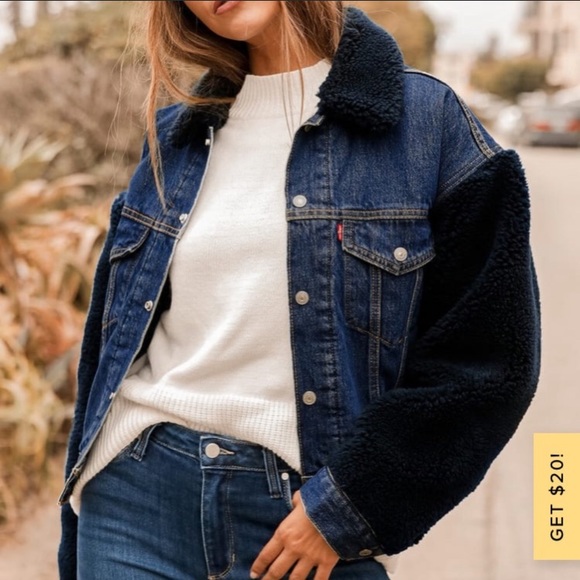 Levi’s sherpa vintage denim crop jacket small NWT